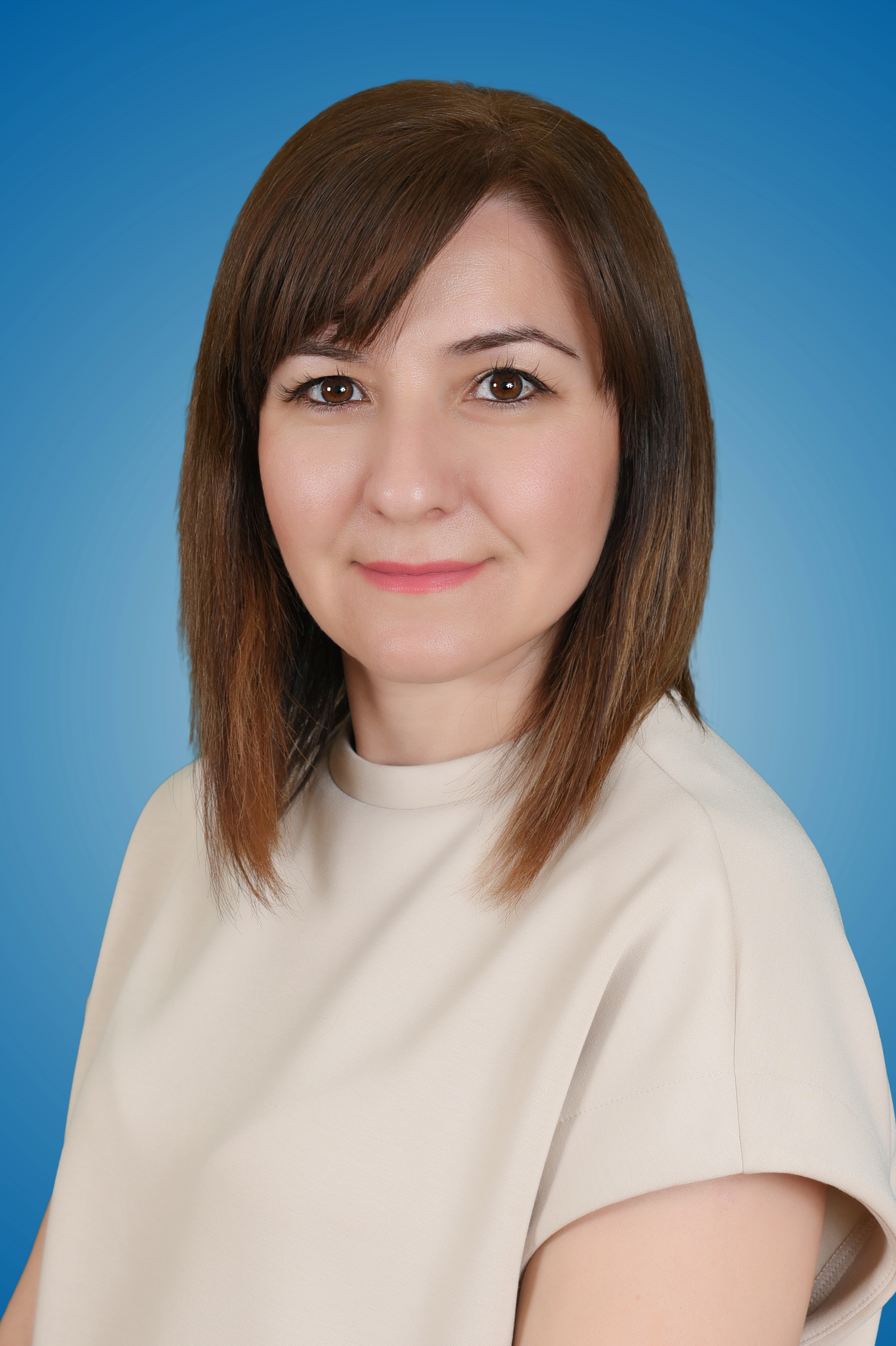 Воспитатель Идрисова Фатима Таймуразовна.